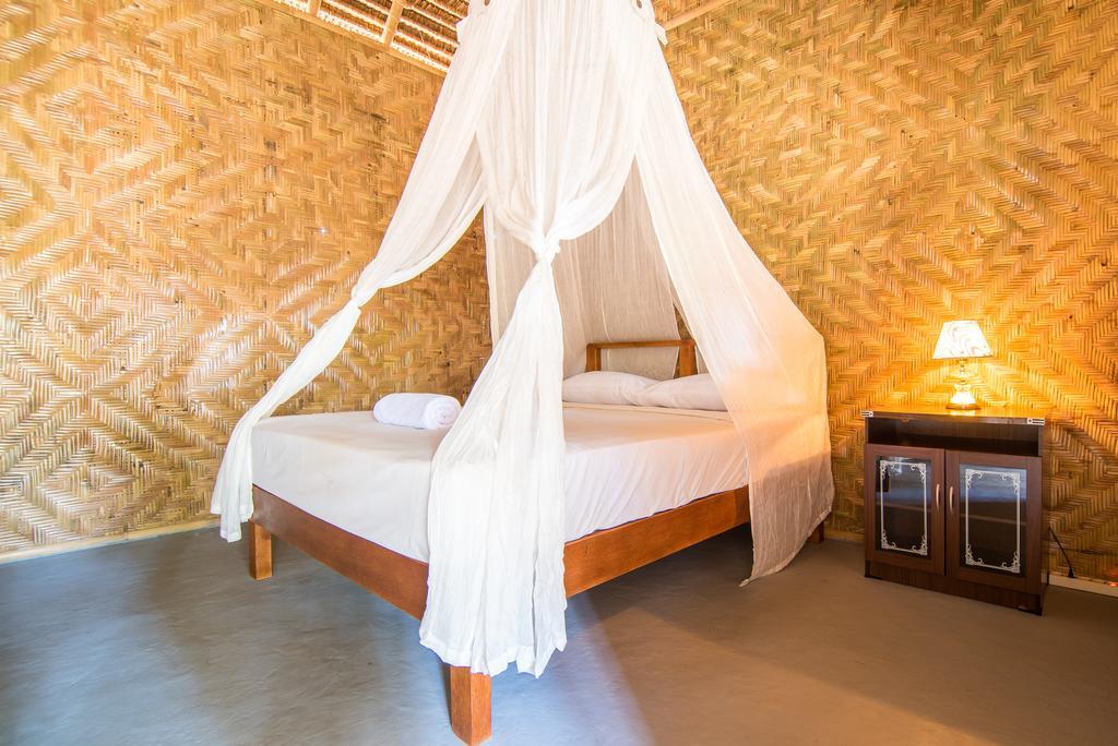 Full Moon Hostel 누사 페니다 객실 사진